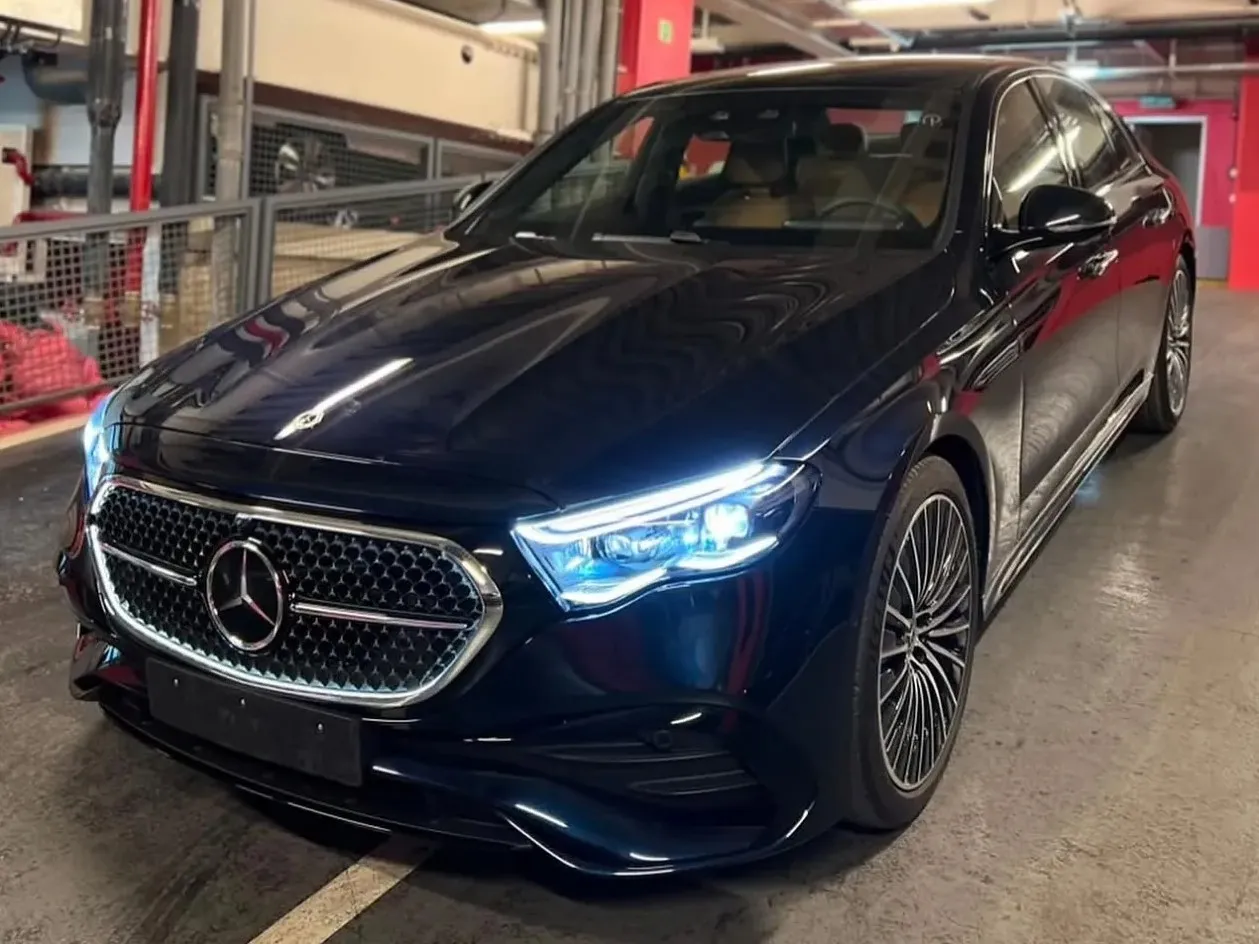 بنز کلاس E E300