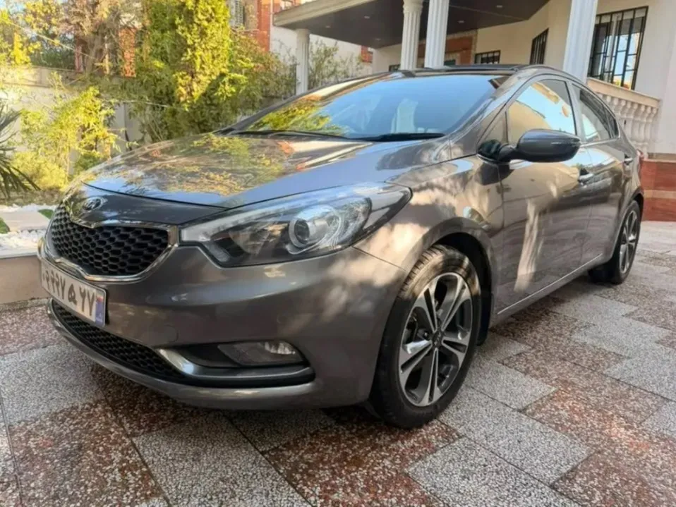 کیا موتورز کیا سراتو 2.0 لیتر اتوماتیک GT لاین