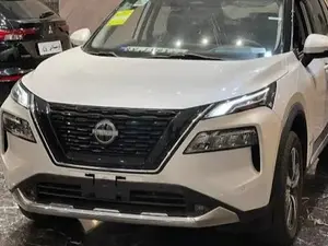 نیسان ایکس تریل ساده