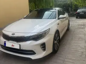 کیا موتورز کیا اپتیما 4 سیلندر GT لاین