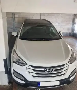 هیوندا هیوندای سانتافه 4 سیلندر دو دیفرانسیل