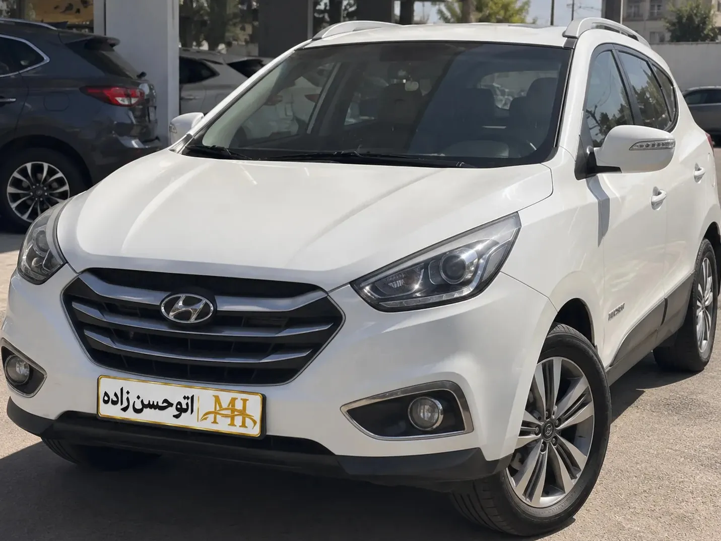 هیوندا هیوندای توسان 2.0 لیتر دو دیفرانسیل