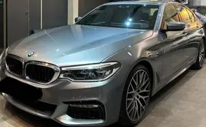 بی ام و سری 5 سدان 530i