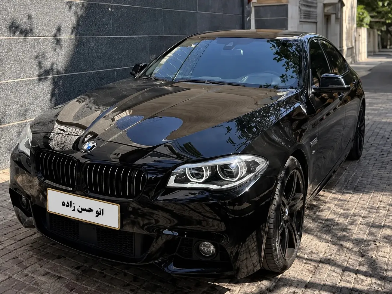 بی ام و سری 5 528i