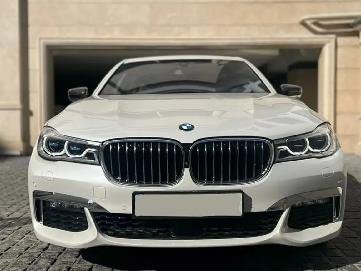 بی ام و سری 7 730li