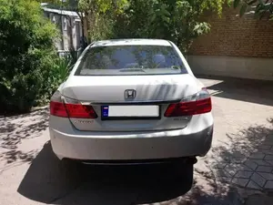 هوندا آکورد EXL