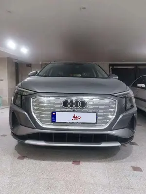 آئودی Q5 E-tron 40