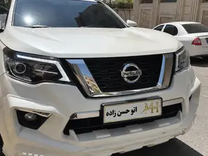 نیسان ترا ساده