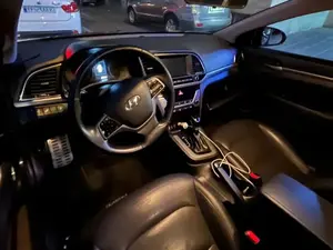 هیوندا هیوندای النترا 1.8 لیتر