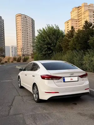 هیوندا هیوندای النترا 1.8 لیتر