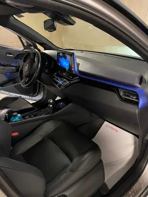 تویوتا C-HR هیبرید 1.8 لیتر