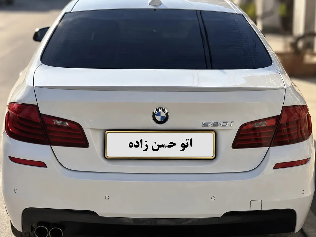 بی ام و سری 5 528i