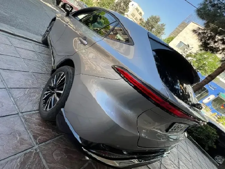تویوتا ونزا پرمیموم