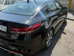 کیا موتورز کیا اپتیما 4 سیلندر GT لاین