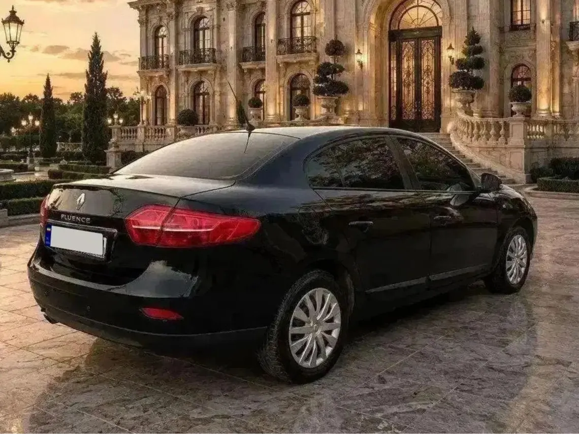 رنو فلوئنس دنده ای
