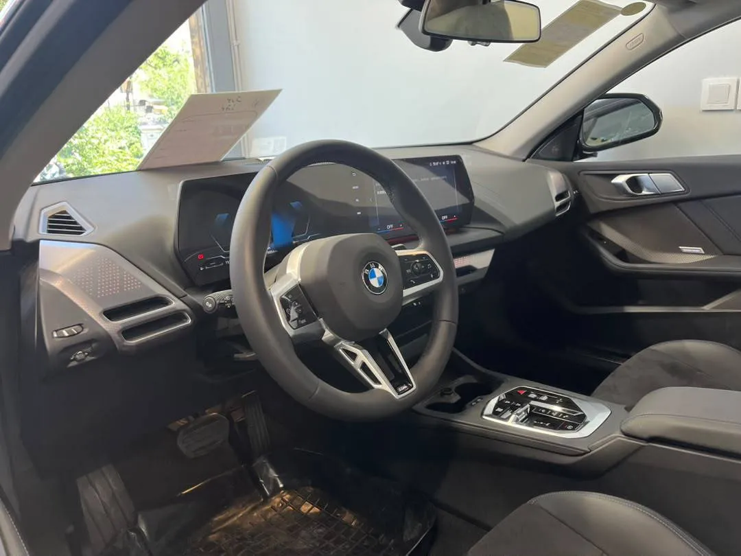 بی ام و 225L MSPORT