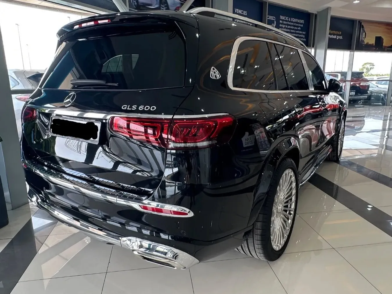 بنز GLS 600