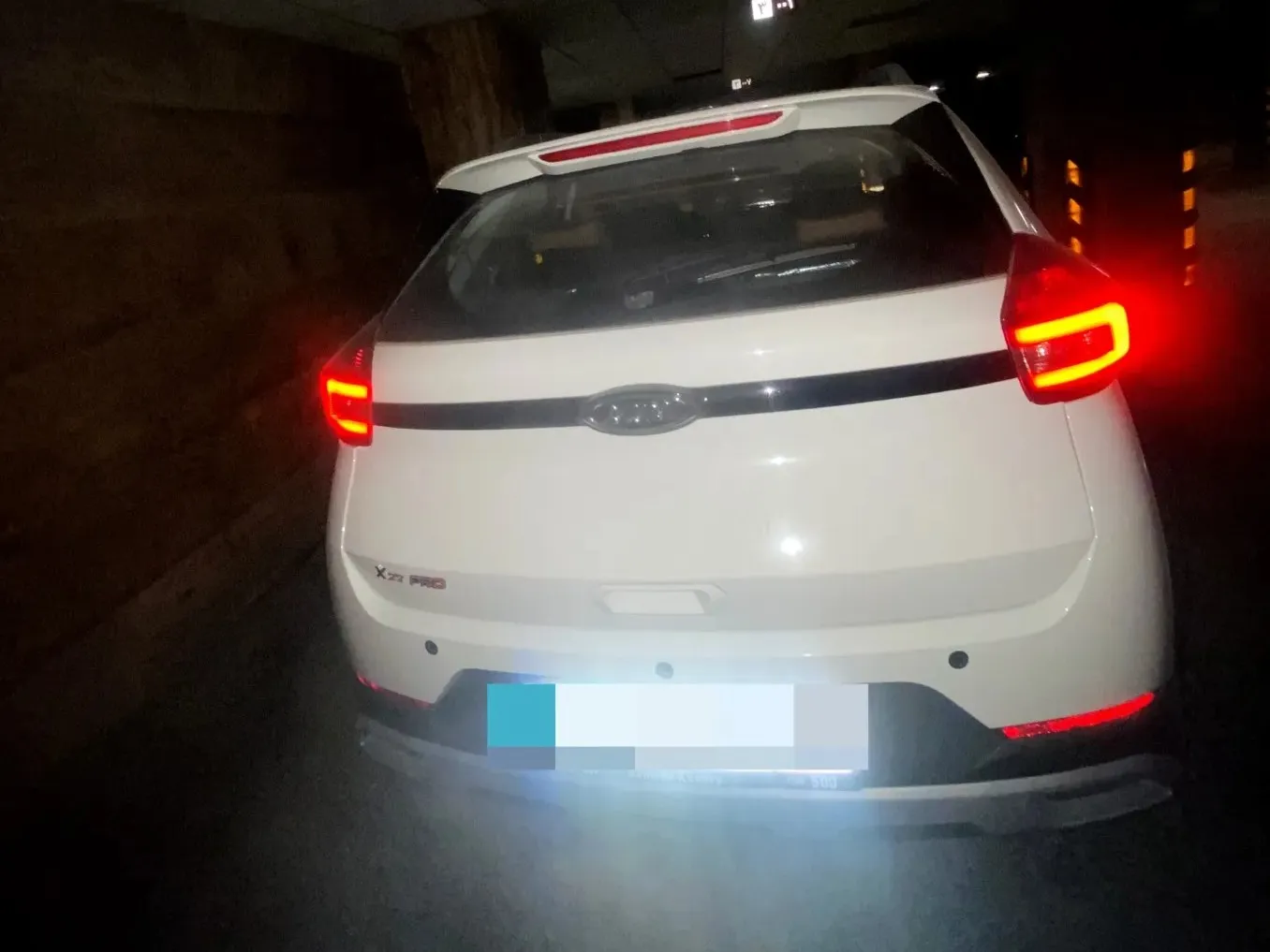 مدیران خودرو ام وی ام X22 PRO دنده ای