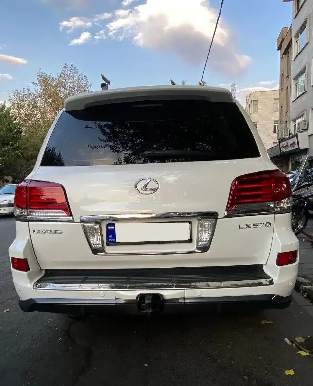 تویوتا لکسوس LX 570