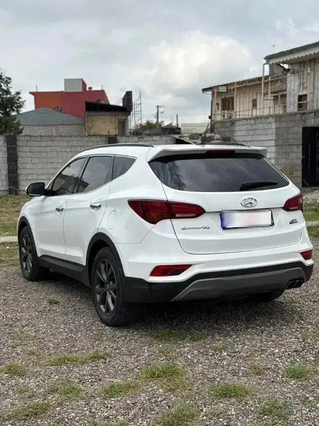 هیوندا هیوندای سانتافه 4 سیلندر دو دیفرانسیل