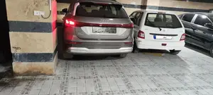 آئودی Q5 E-tron
