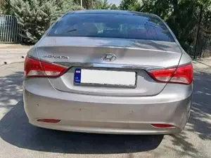 هیوندا هیوندای هیوندای سوناتا چهار سیلندر اتوماتیک