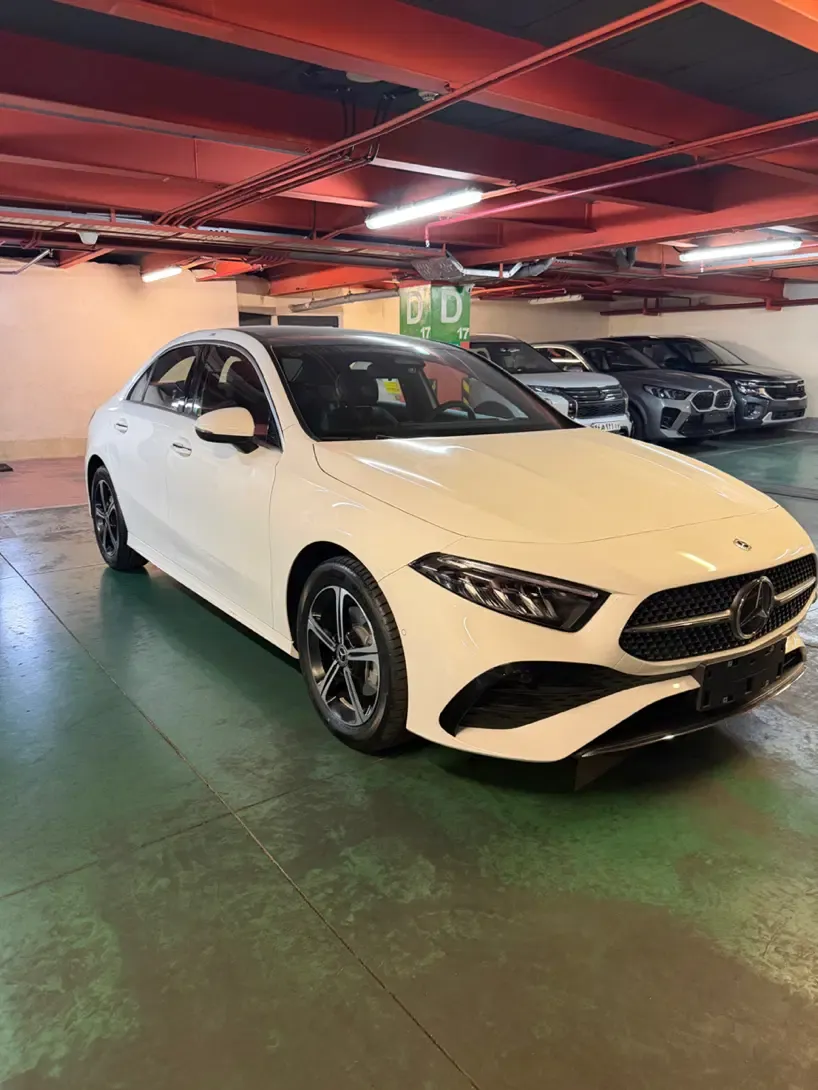 بنز کلاس A سدان A200L