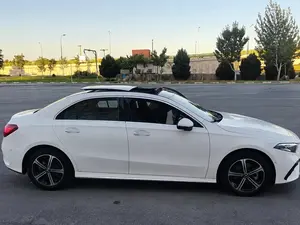 بنز کلاس A سدان A200L