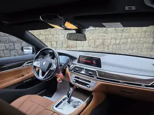 بی ام و سری 7 730li