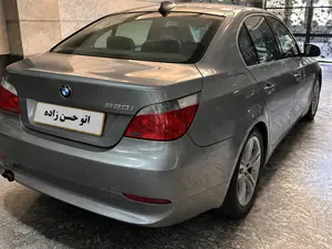 بی ام و سری 5 سدان 530i