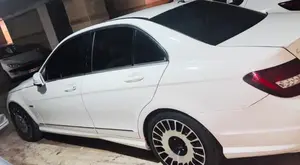 بنز کلاس C C200L