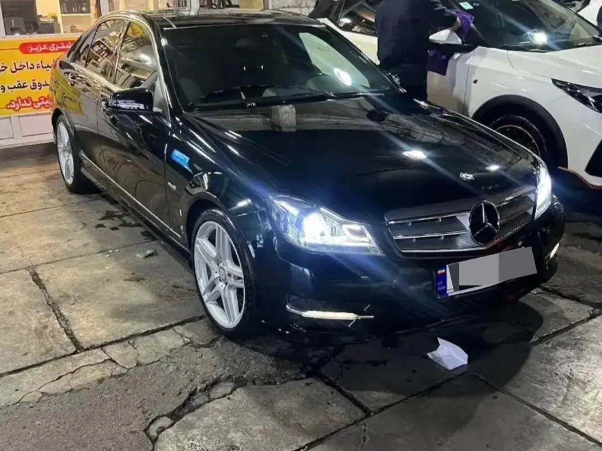 بنز کلاس C C200L