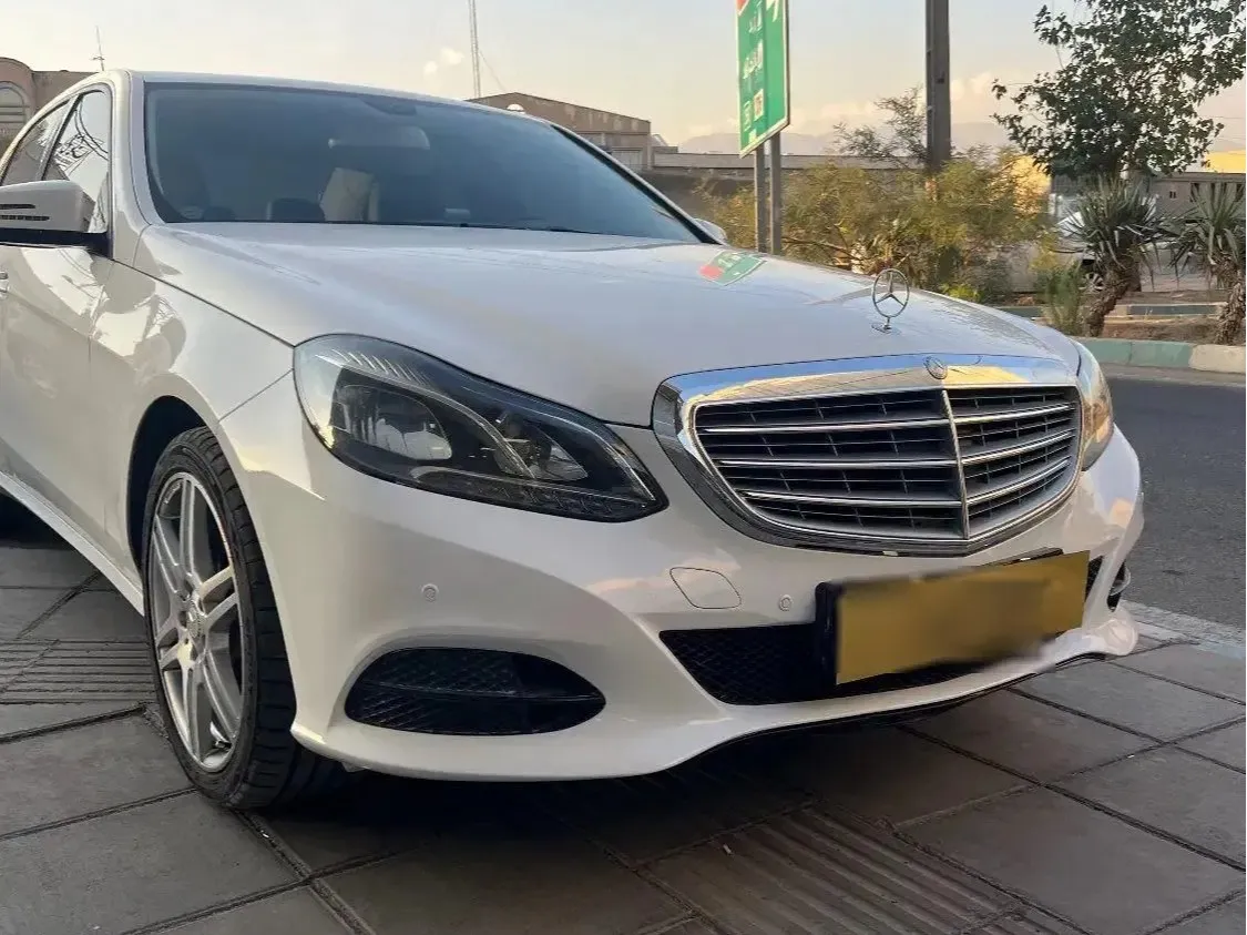 بنز کلاس E E200