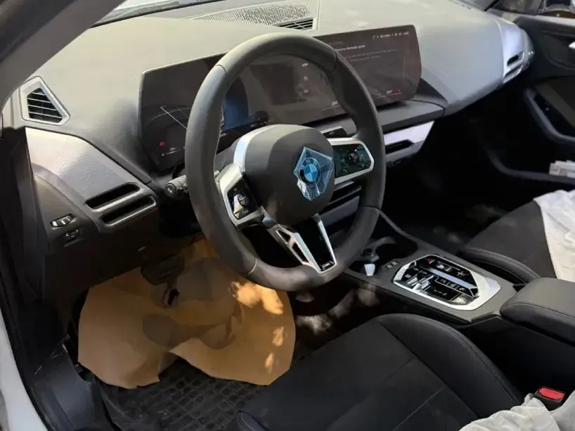 بی ام و 225L MSPORT