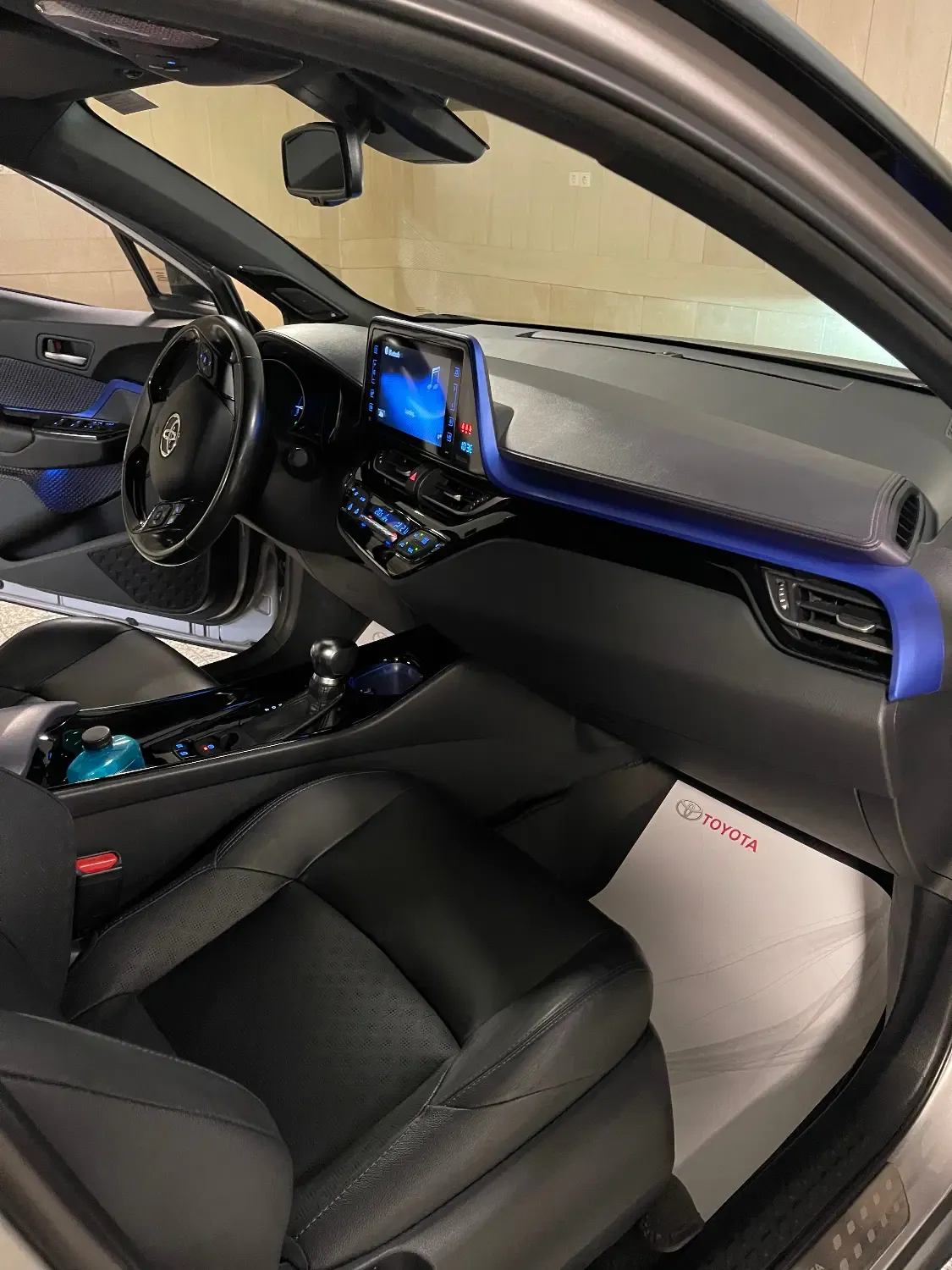 تویوتا C-HR هیبرید 1.8 لیتر