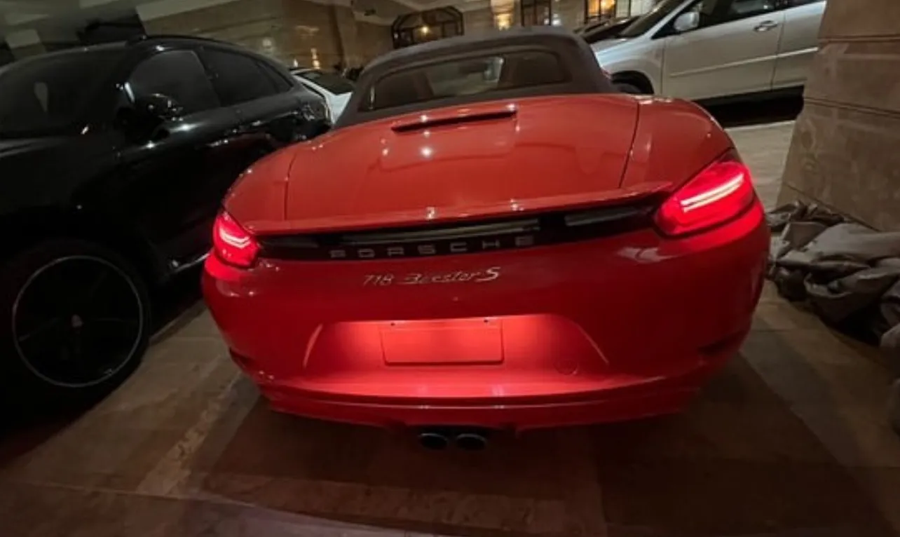 پورشه باکستر 718